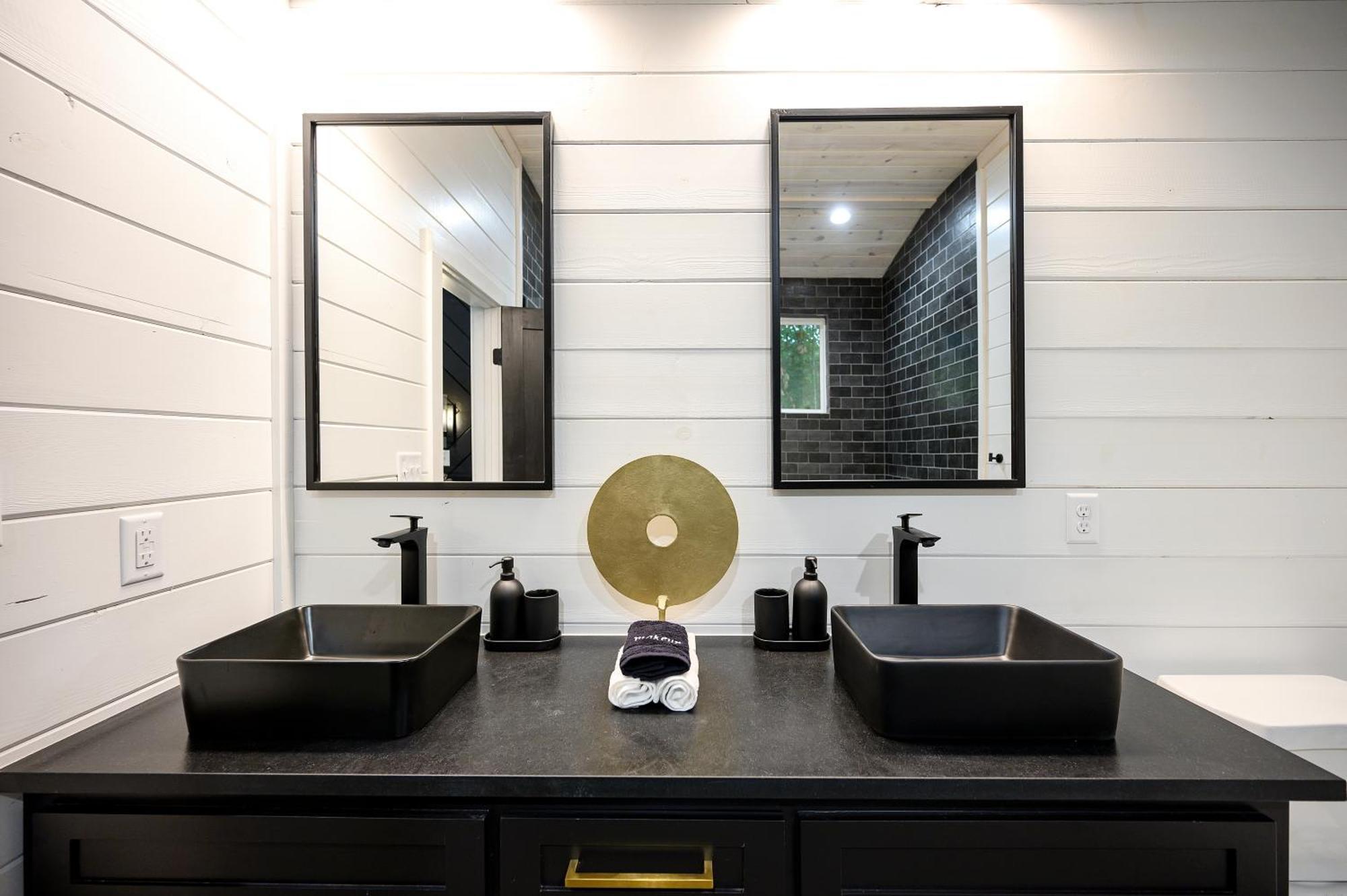 Two Knights Luxury Cabin Broken Bow Bagian luar foto